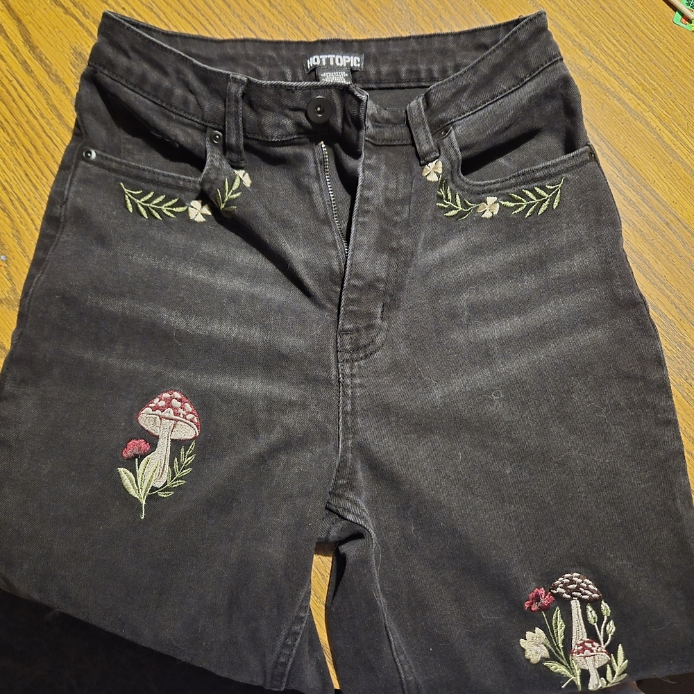 Black Embroidered Women's Jeans